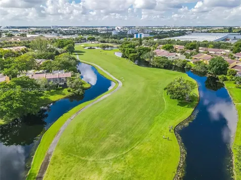3761 Alcantara Avenue Doral FL 33178