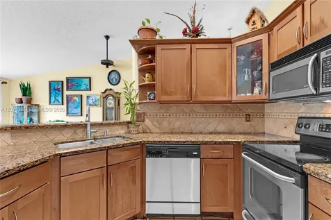 3761 Alcantara Avenue Doral FL 33178