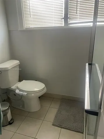 1041 NE 35th Street Oakland Park FL 33334