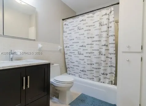 5840 NE 22nd Way Fort Lauderdale FL 33308