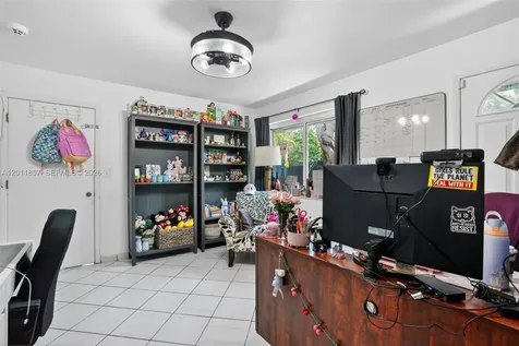 3024 SW 98th Court Miami FL 33165