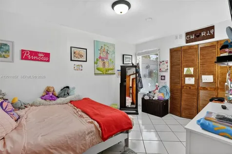 3024 SW 98th Court Miami FL 33165
