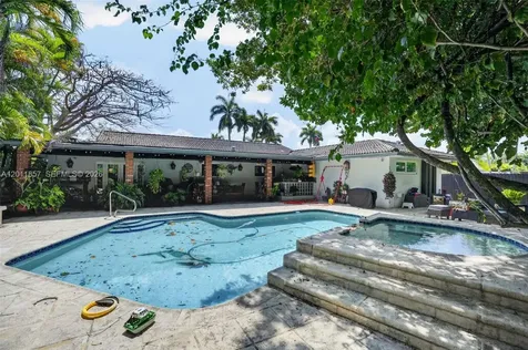 3024 SW 98th Court Miami FL 33165