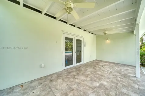 15730 SW 87th Court Palmetto Bay FL 33157