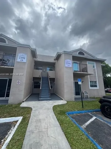 2391 NW 96th Terrace Pembroke Pines FL 33024