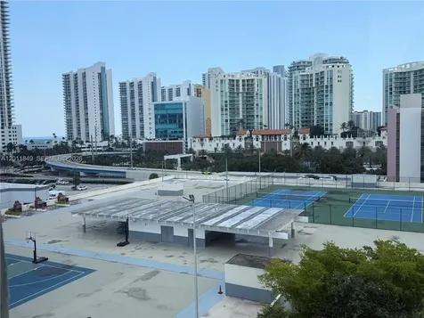 17011 N Bay Road Sunny Isles Beach FL 33160