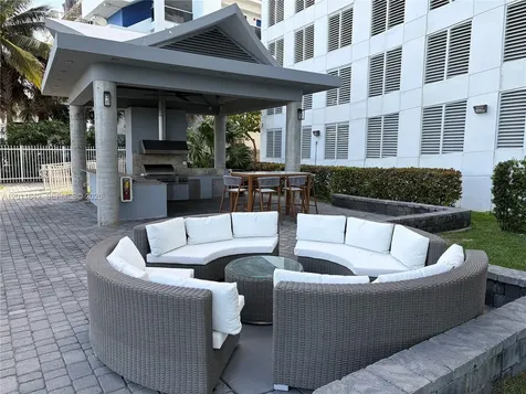 6301 Collins Avenue Miami Beach FL 33141