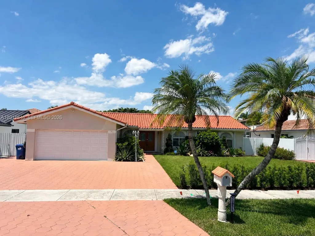 13931 SW 156th Terrace Miami FL 33177