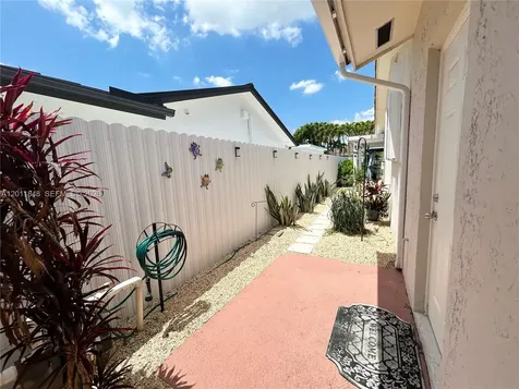 13931 SW 156th Terrace Miami FL 33177