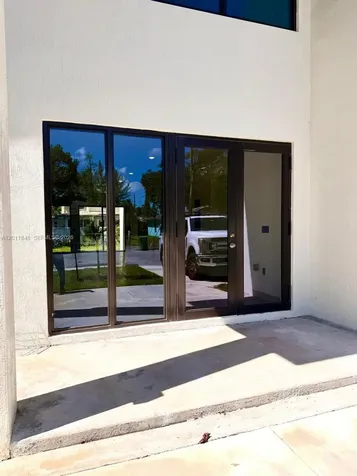 3371 NW 51st Street Miami FL 33142