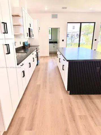 3371 NW 51st Street Miami FL 33142