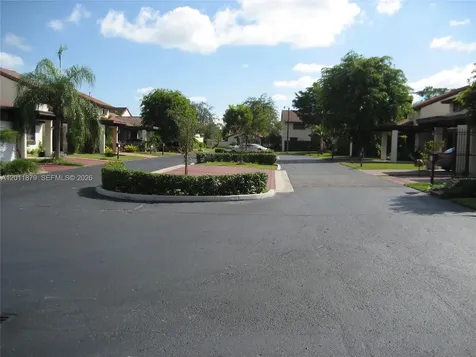 8853 SW 112 Place Miami FL 33176