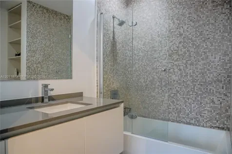 88 SW 7 Miami FL 33130