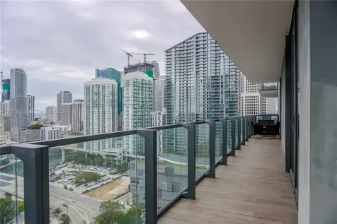 88 SW 7 Miami FL 33130