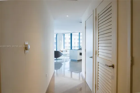 88 SW 7 Miami FL 33130