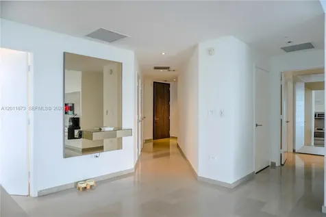 88 SW 7 Miami FL 33130