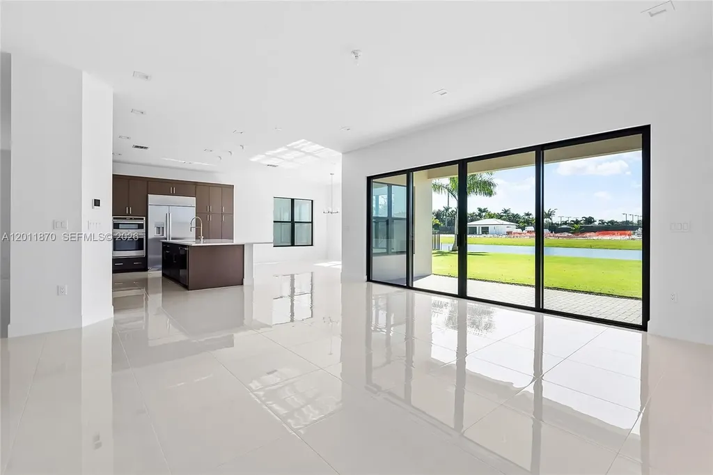 9362 Tulip Leaf Court Boca Raton FL 33434