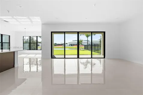 9362 Tulip Leaf Court Boca Raton FL 33434