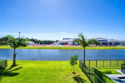 9362 Tulip Leaf Court Boca Raton FL 33434