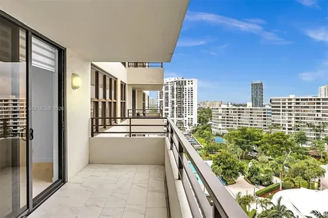 2500 Parkview Drive Hallandale Beach FL 33009