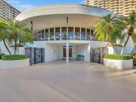 2500 Parkview Drive Hallandale Beach FL 33009