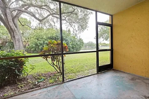 1408 W Meadows Circle W Boynton Beach FL 33436
