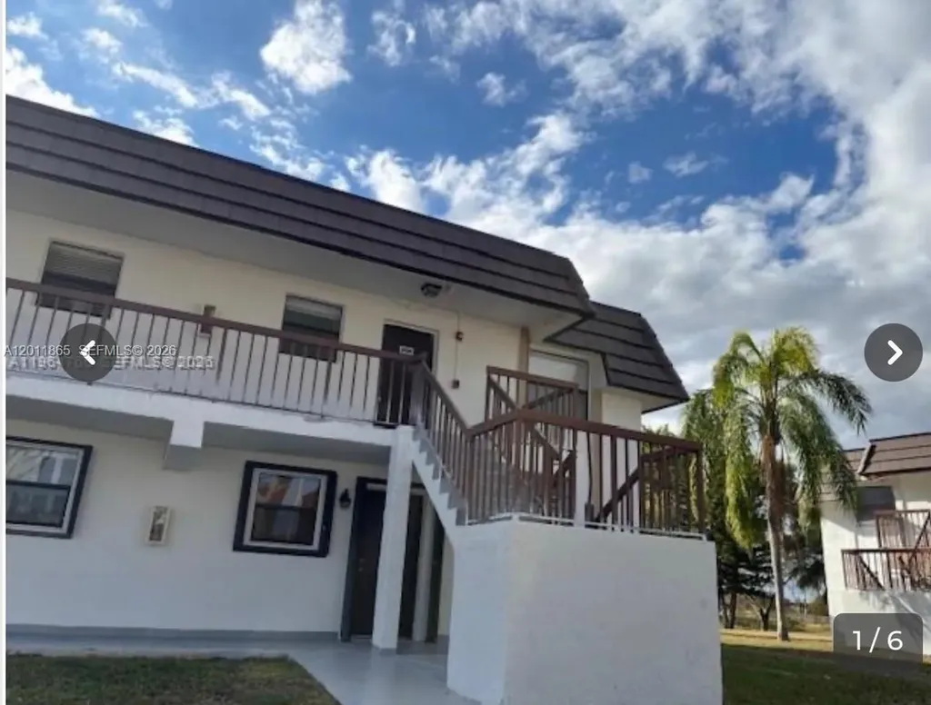 14857 SW 104th Street Miami FL 33196