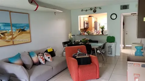 14857 SW 104th Street Miami FL 33196