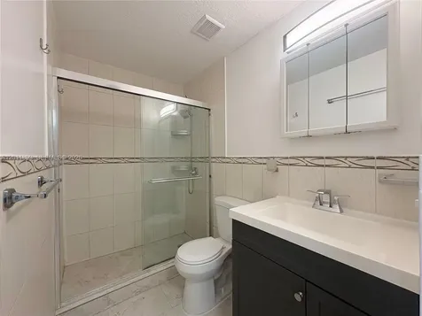 524 Washington Avenue Miami Beach FL 33139