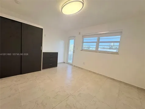 524 Washington Avenue Miami Beach FL 33139