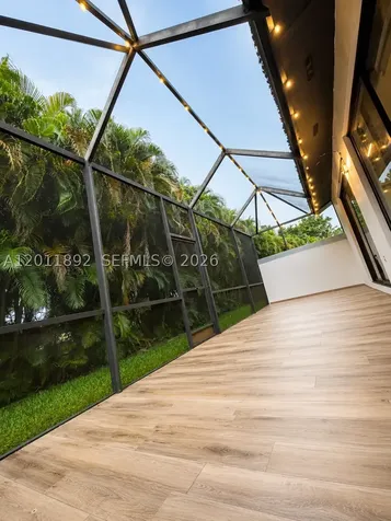 9871 NW 52nd Lane Doral FL 33178