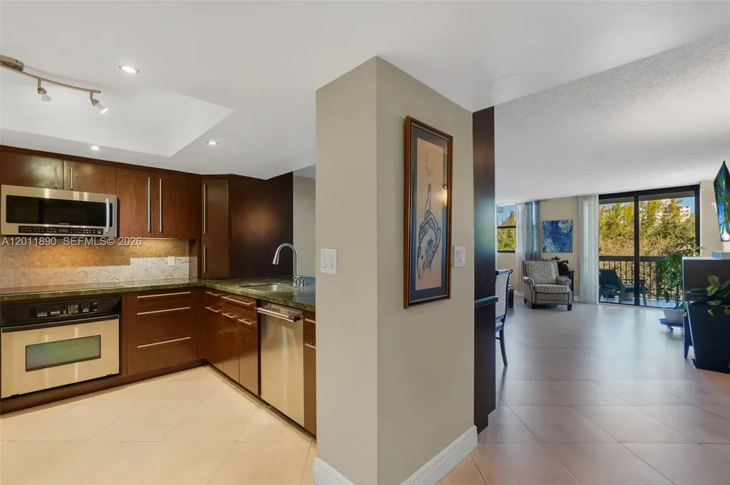 2900 NE 14th Street Causeway Pompano Beach FL 33062