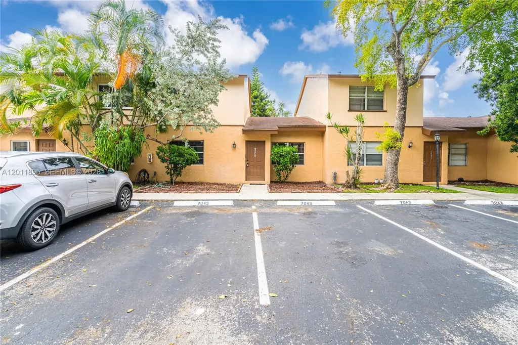 7045 W Sunrise Boulevard Plantation FL 33313