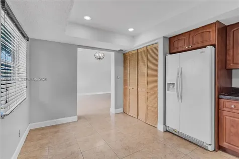 7045 W Sunrise Boulevard Plantation FL 33313