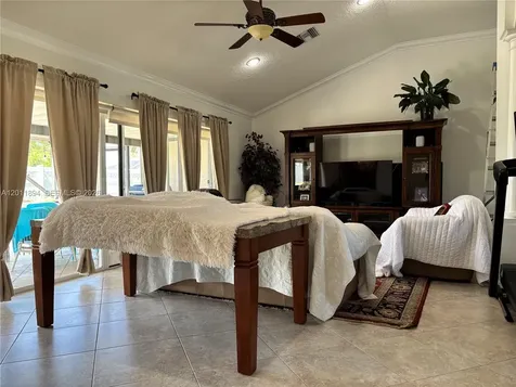 933 Sawgrass Street Clewiston FL 33440