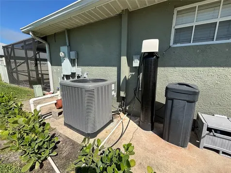 933 Sawgrass Street Clewiston FL 33440