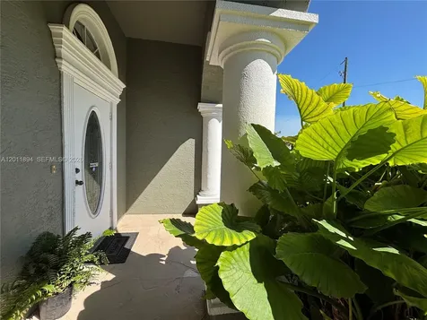 933 Sawgrass Street Clewiston FL 33440