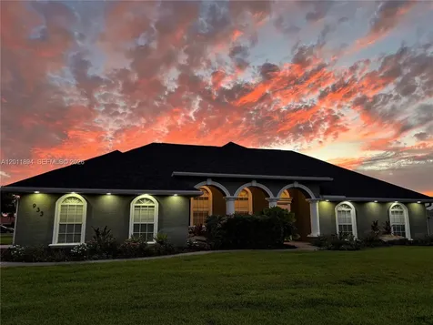 933 Sawgrass Street Clewiston FL 33440