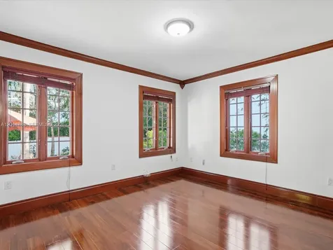 1137 Asturia Avenue Coral Gables FL 33134