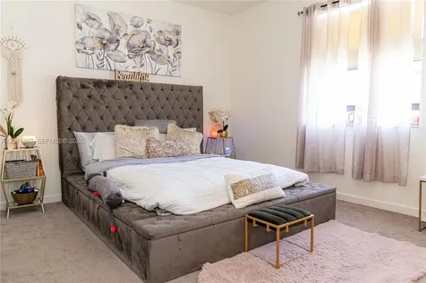 10599 W 33rd Court Hialeah FL 33018