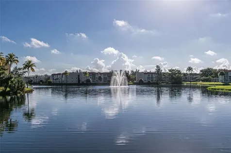 2831 E Sunrise Lakes Drive Sunrise FL 33322