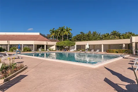 2831 E Sunrise Lakes Drive Sunrise FL 33322
