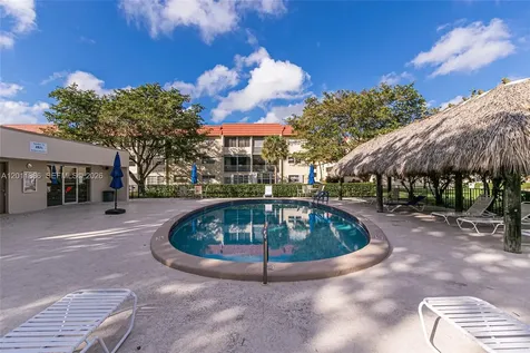 2831 E Sunrise Lakes Drive Sunrise FL 33322