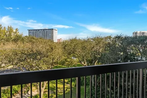 2900 NE 14th St Causeway Pompano Beach FL 33062