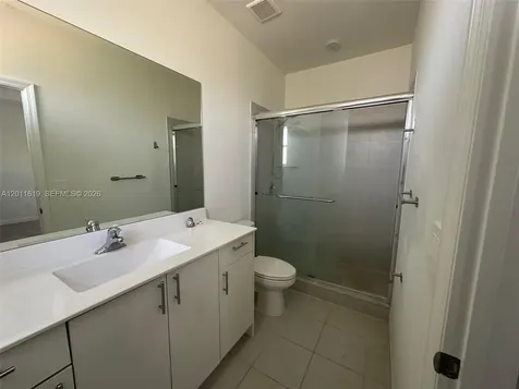 1684 SE 26th Terrace Homestead FL 33035