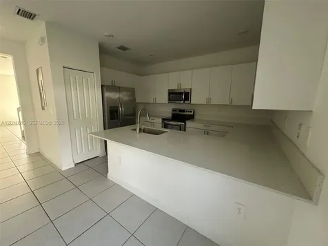 1684 SE 26th Terrace Homestead FL 33035