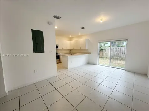 1684 SE 26th Terrace Homestead FL 33035