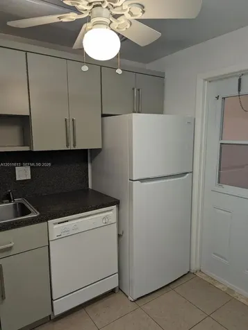 211 NE 8th Avenue Hallandale Beach FL 33009