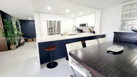 250 Galen Drive Key Biscayne FL 33149
