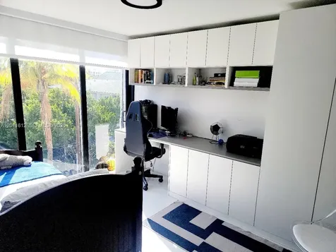 250 Galen Drive Key Biscayne FL 33149